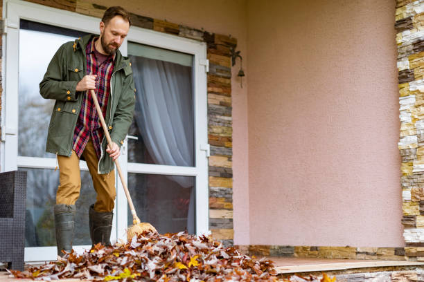 Best Yard Waste Removal  in Flanders, NY